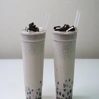 Creamy Oreo Bubble Tea